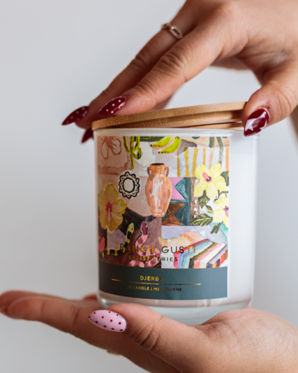 Frankie Gusti Candle